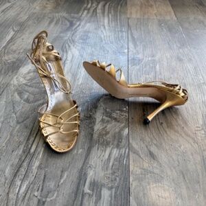 Never worn - Manolo Blahnik 3" heel Gold Metallic Strappy Ankle-tie Sandal